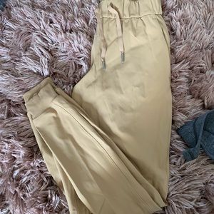 Lululemon joggers